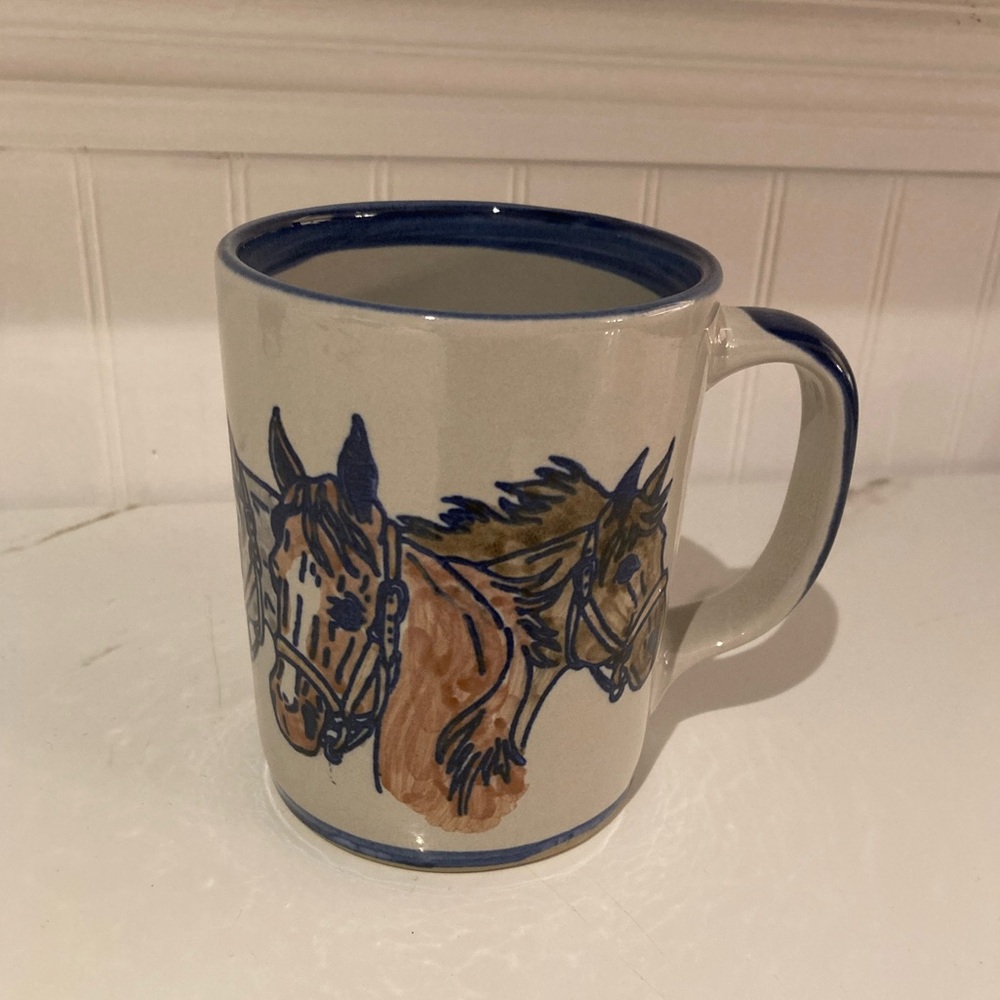 Louisville Stoneware Horse Mug Triple Horse Head Kentucky Derby Collectible EUC
